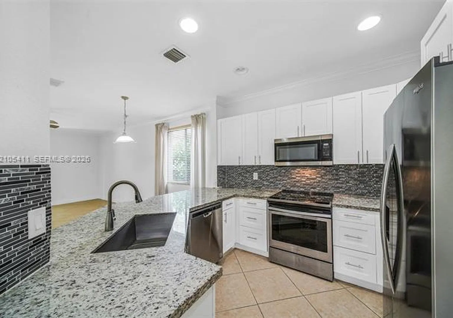 1058 Golden Cane Dr # 1058, Weston, FL 33327 — Photo 1