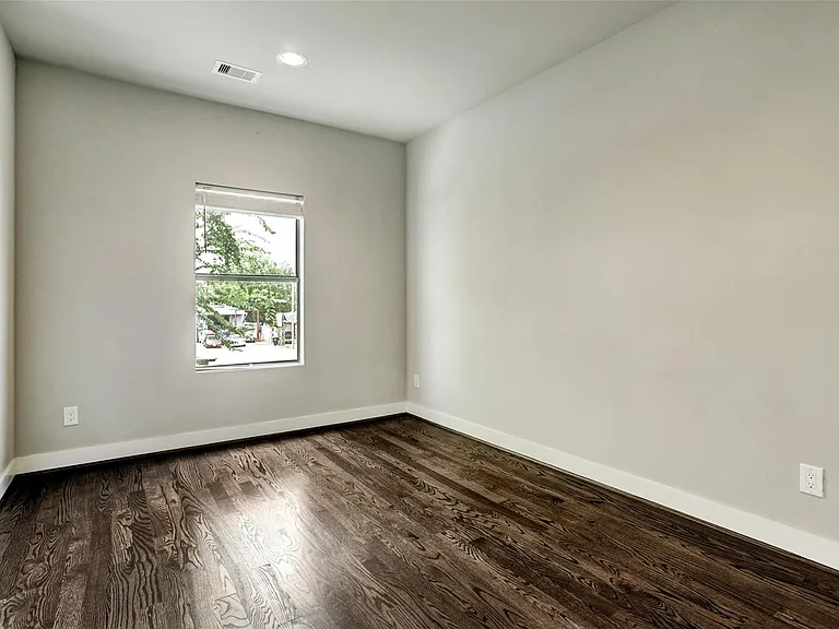 1309 Laird St #A — Photo 19
