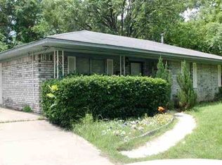 1204 E 8th St, Mount Pleasant, TX 75455