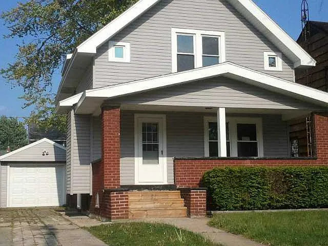4324 Lyman Rd photo 1