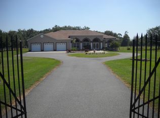 14742 Starbright Dr, Dade City, FL 33525