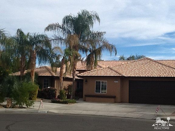 2nd image of 48938 Casablanca Ct