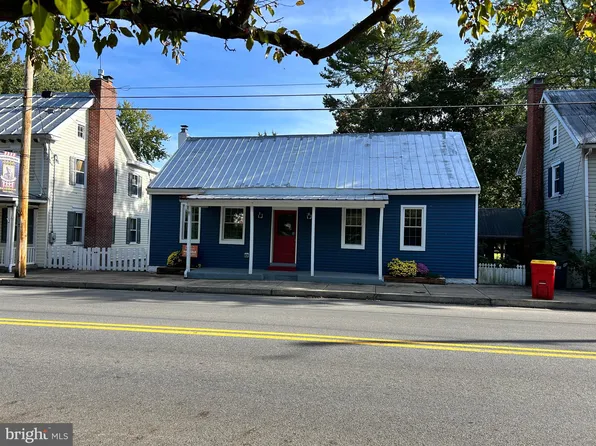 226 W Main St, Sharpsburg, MD 21782