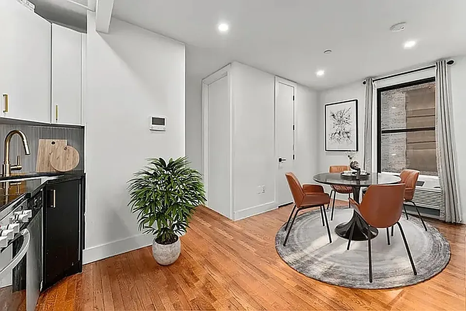 409 Stockholm Street — Photo 2
