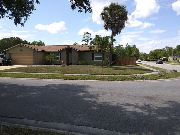 2nd image of 7647 Autumn Pines Dr