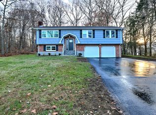5 Robert Frost Dr, Shelton, CT 06484