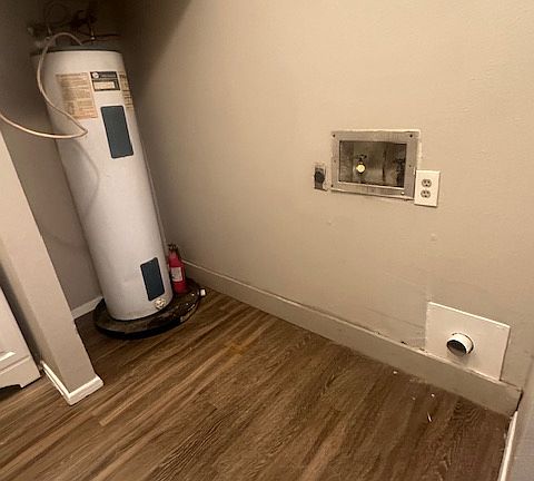 4th image of 3731 Kriss Dr APT 3