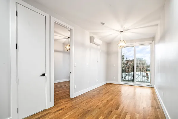 Rented by Compass | media 26