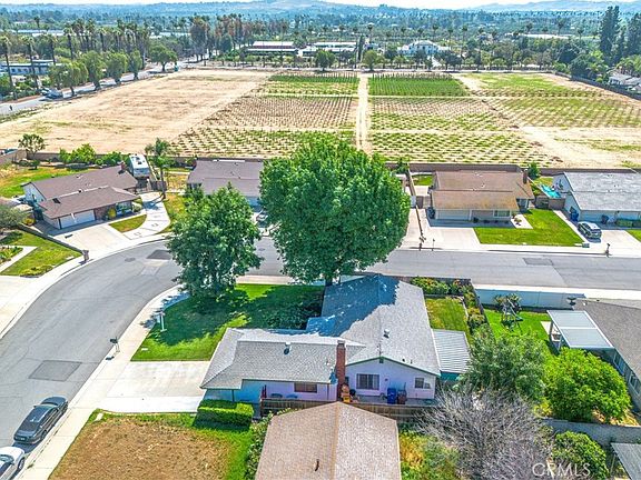 2nd image of 2828 Shalimar Pl