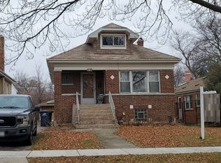 1584 E Forest Ave, Des Plaines, IL 60018