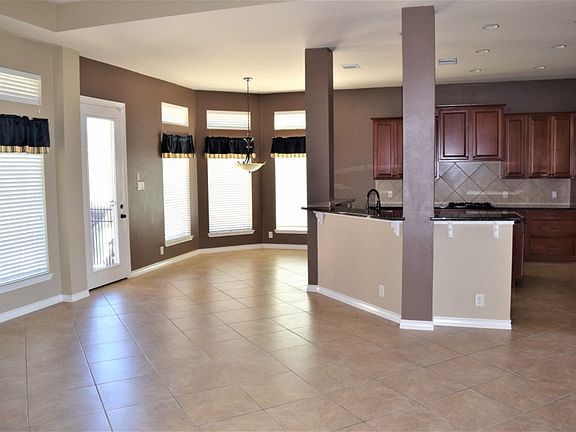 5th image of 3605 Grand Canal Dr