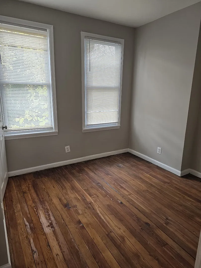 5542 Master St — Photo 2