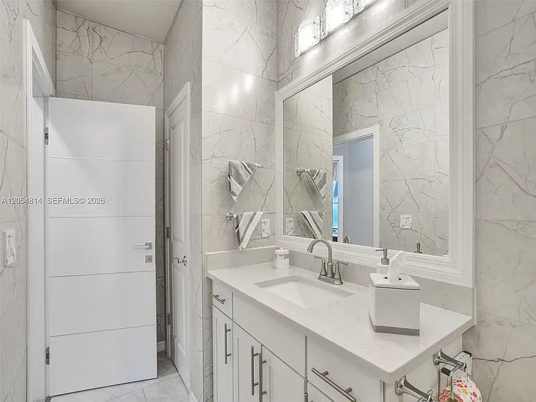 4414 Ficus St — Photo 23