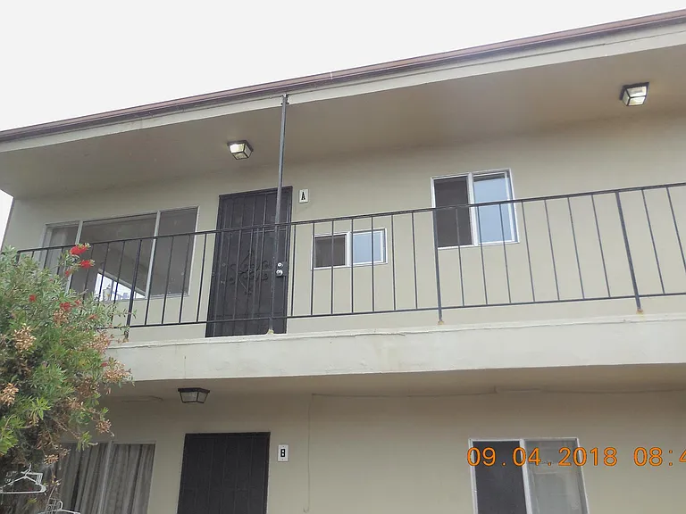 1156 2nd Ave #A — Photo 2