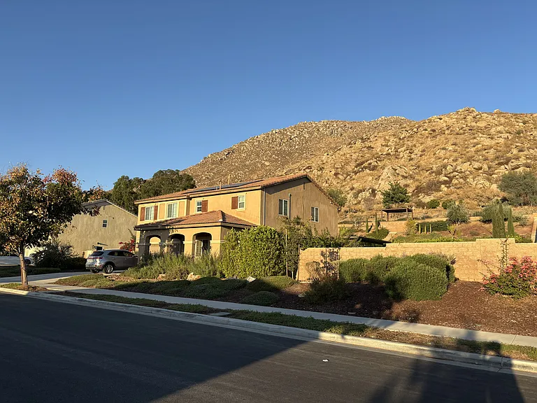 7068 Laban Ln — Photo 11