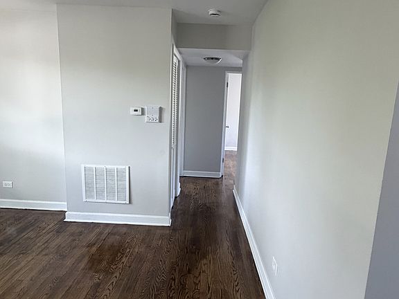 3rd image of 101 Hartrey Ave