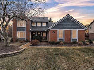 47105 Larchmont Dr, Canton, MI