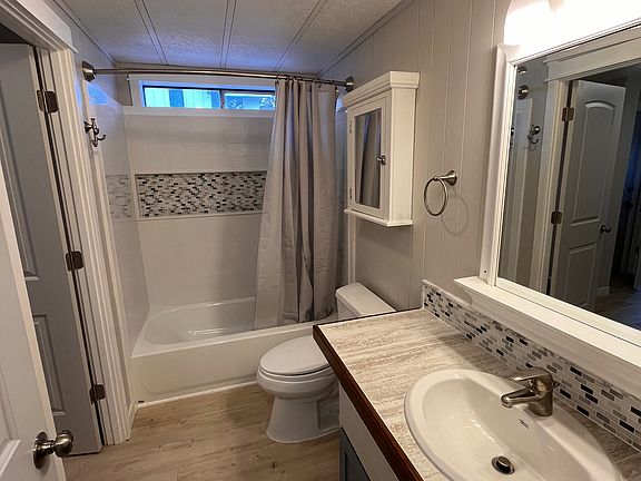 3rd image of 20031 Alderwood Cir #20031