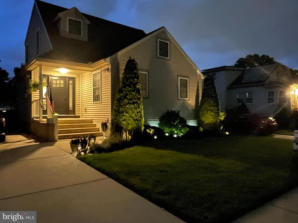 1st image of 204 E Maiden Ln