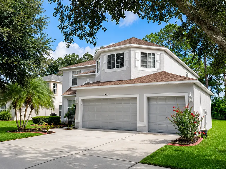 10915 Summerton Dr — Photo 3