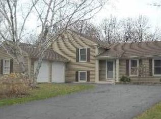 927 Bluestem Ln, Batavia, IL 60510