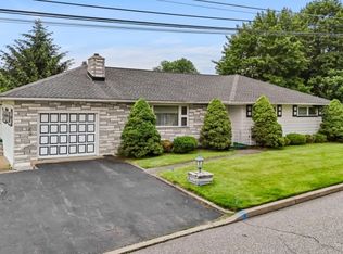 35 Hillside Ave, Netcong, NJ 07857