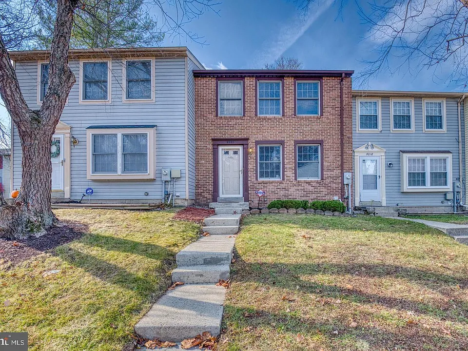 9220 Pinenut Ct