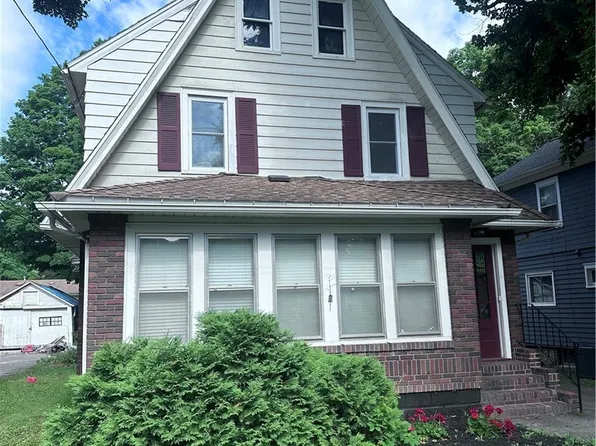 108 Academy Grn, Syracuse, NY 13207