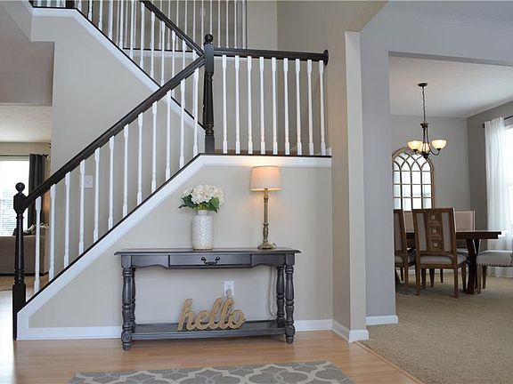 3rd image of 11831 Bellhaven Dr