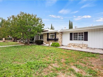 22313 Burbank Blvd, Woodland Hills, CA, 91367