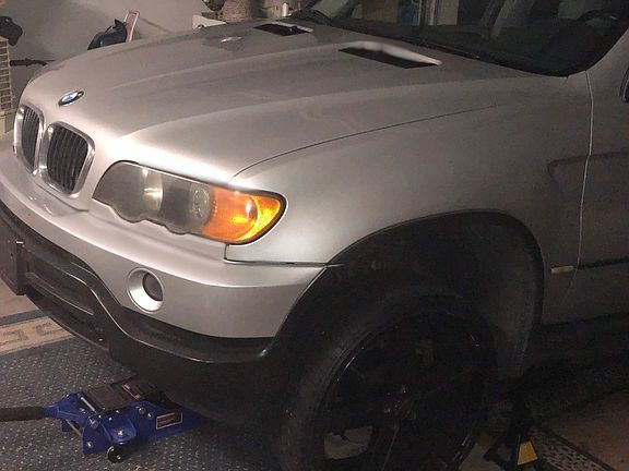Enough room to work on cars