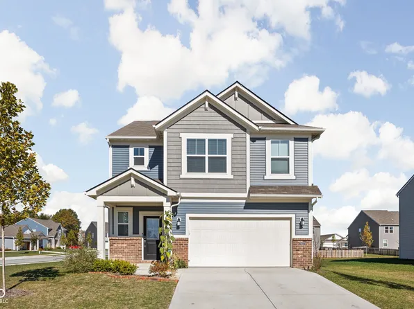 6831 Orchard Run Cir, Whitestown, IN 46075
