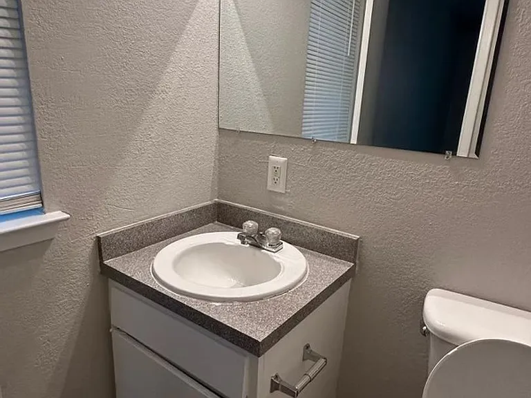 6840 Margaret Dr — Photo 19