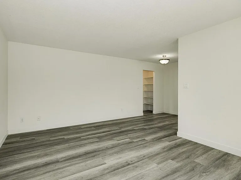 6602 Beadnell Way #4 — Photo 7