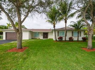 10353 SW 115th St, Miami, FL 33176