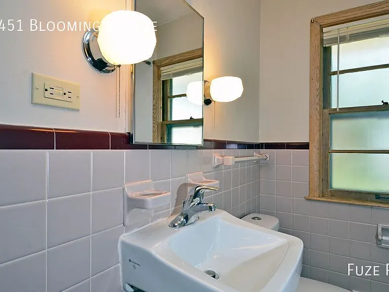 4451 Bloomington Ave — Photo 9