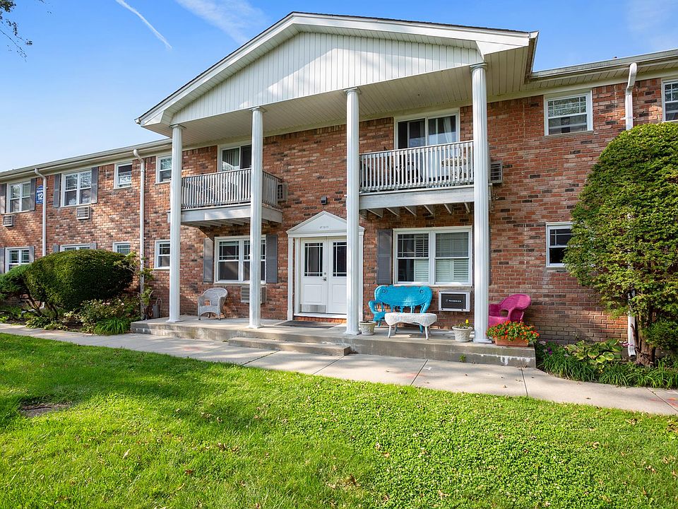 1st image of 163 Fairharbor Dr
