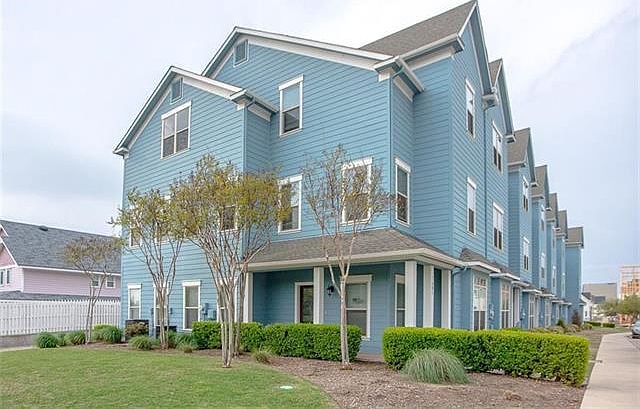 1st image of 1601 Carpenter Dr