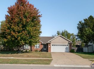 6522 SW 24th Ct, Topeka, KS 66614