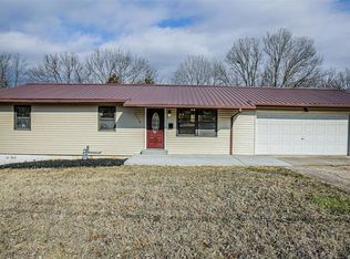 1110 Fletcher St, De Soto, MO 63020