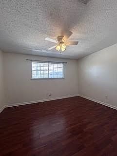 4th image of 2500 Vivian St APT 8