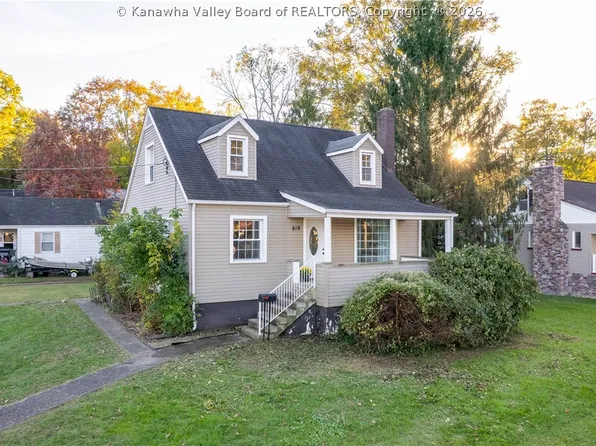 919 7th Ave, Saint Albans, WV 25177