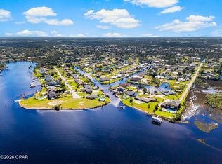 4439 Vista Ln, Lynn Haven, FL 32444