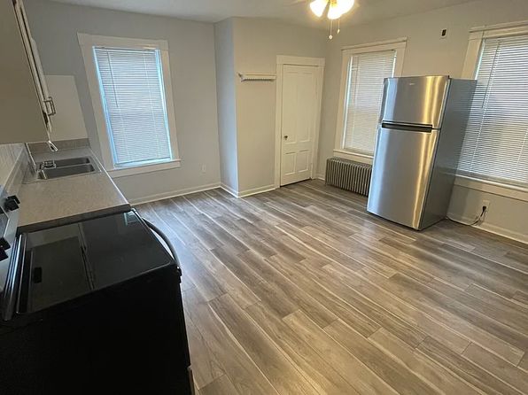 4 Hale St APT 1