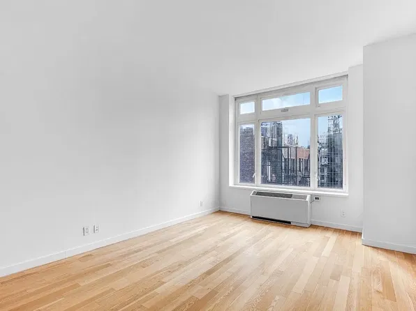 325 5th Ave, New York, NY