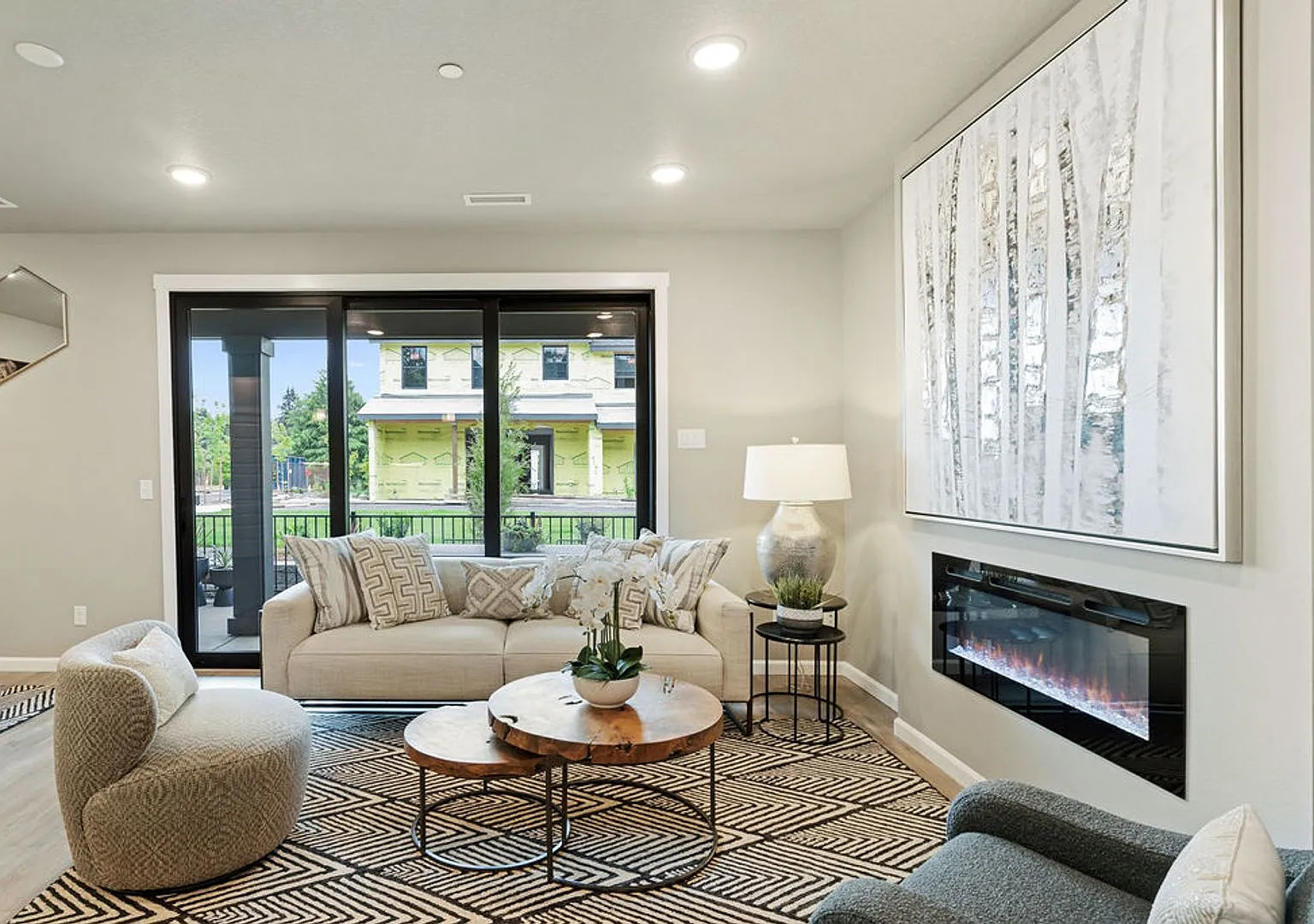 Luxury Townhome for Lease at the Courtyards at Hidden Crest - 6919 NE 132nd Way — Photo 4