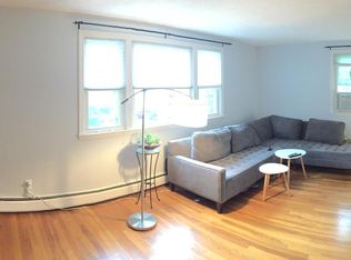 4 Hawthorne St, Watertown, MA 02472