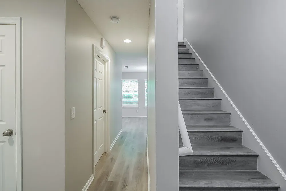 3 bed, 2.5 bath, 1508 sqft, $2,210 — Photo 4