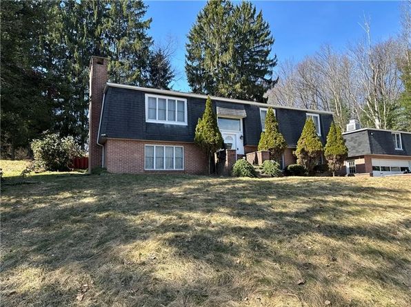 219 Meadow Dr, Johnstown, PA 15905