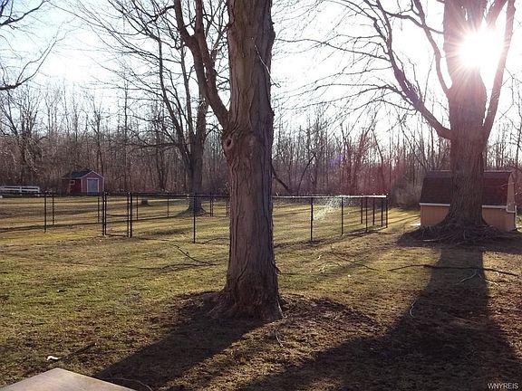 3rd image of 5170 Hillcrest Dr